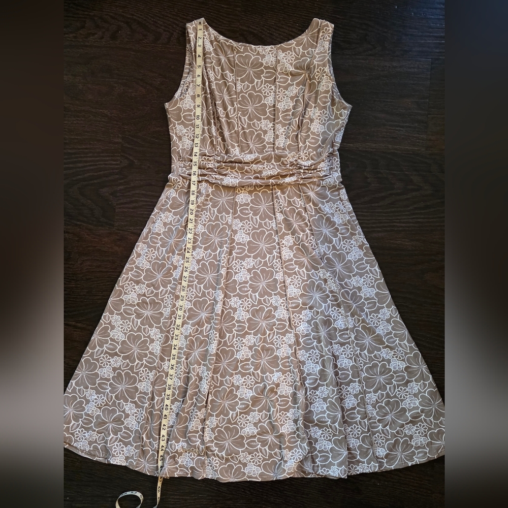 Perceptions Floral Tan Sleeveless Dress